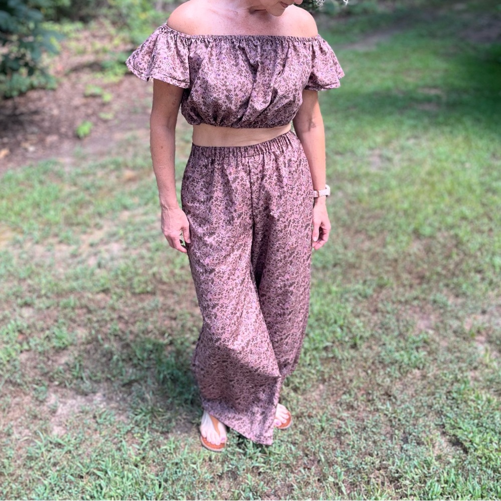 Two piece set Vintage Fabric S/M - Picture 2 of 8